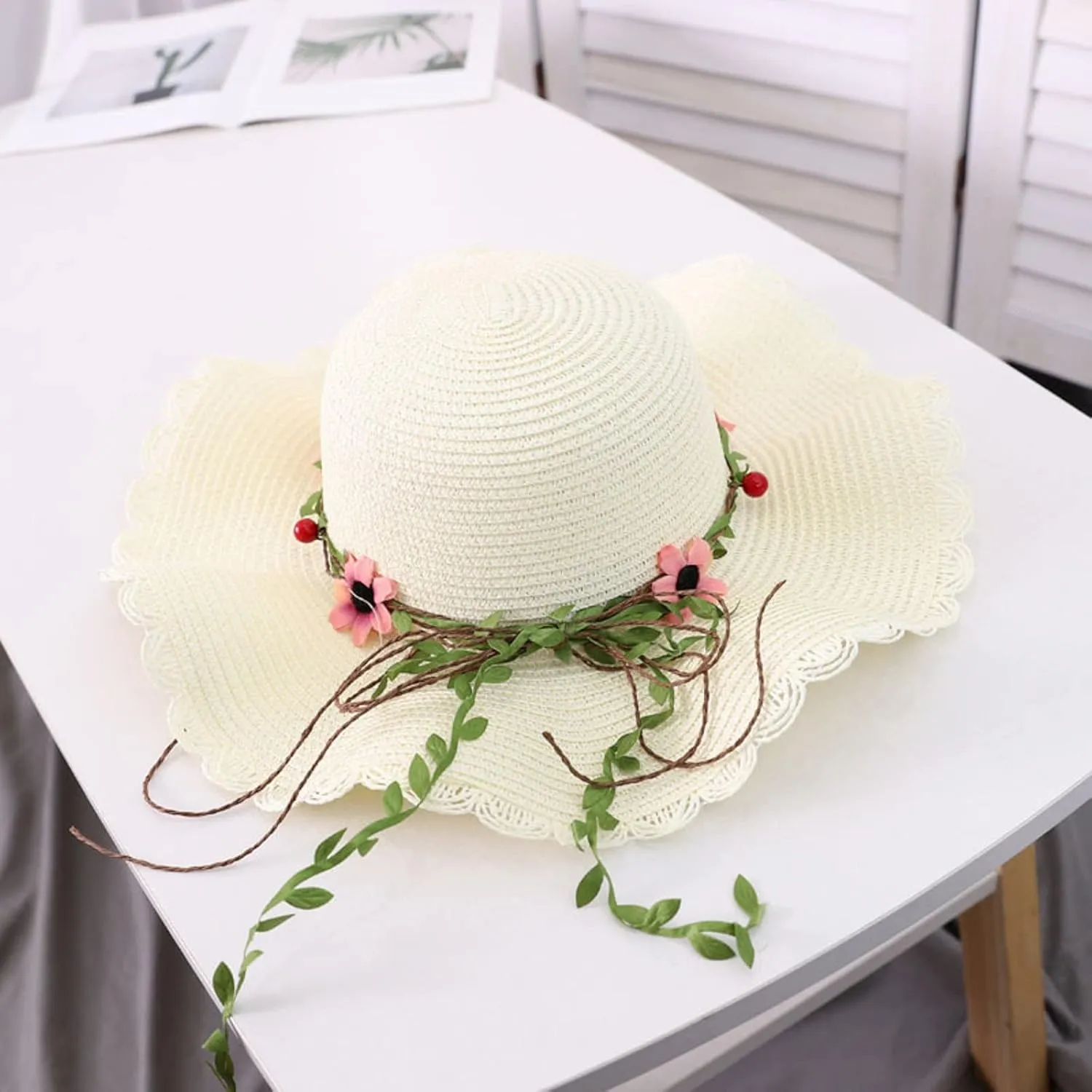 Womens Sun Hat Floppy Beach Summer Flower Straw Hats with Wide Brim Floral Wavy Caps Outdoor UPF 50  Sun Protective Visors
